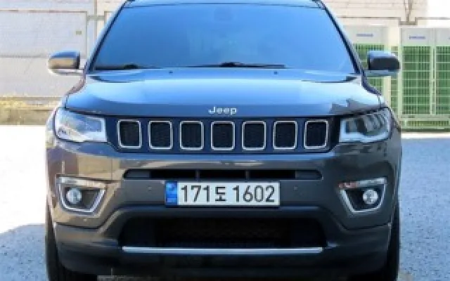 컴패스 2세대 2.4 2WD 리미티드 지프 2021/06 42,544km