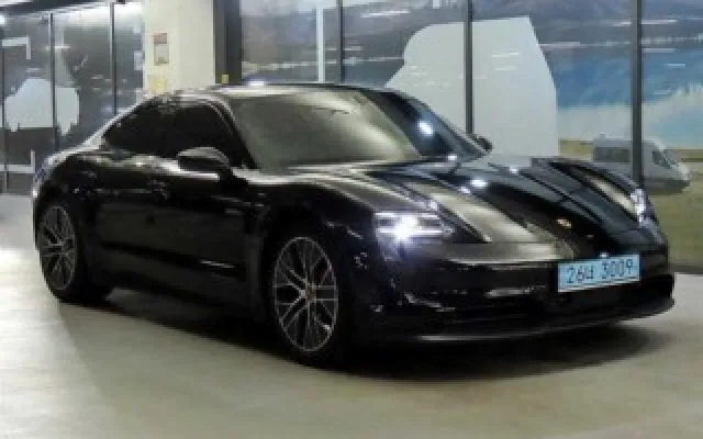 타이칸 4S 포르쉐 2022/06 51,508km